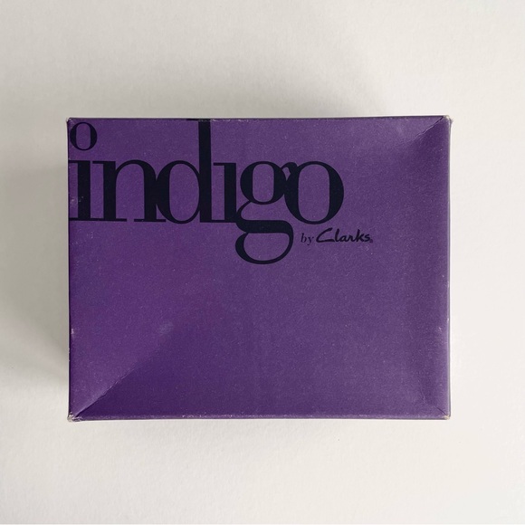 Indigo by Clarks Town Club Heel in Taupe - Picture 9 of 10